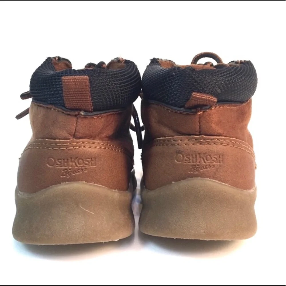 OshKosh Brown Suede Oxford Boots